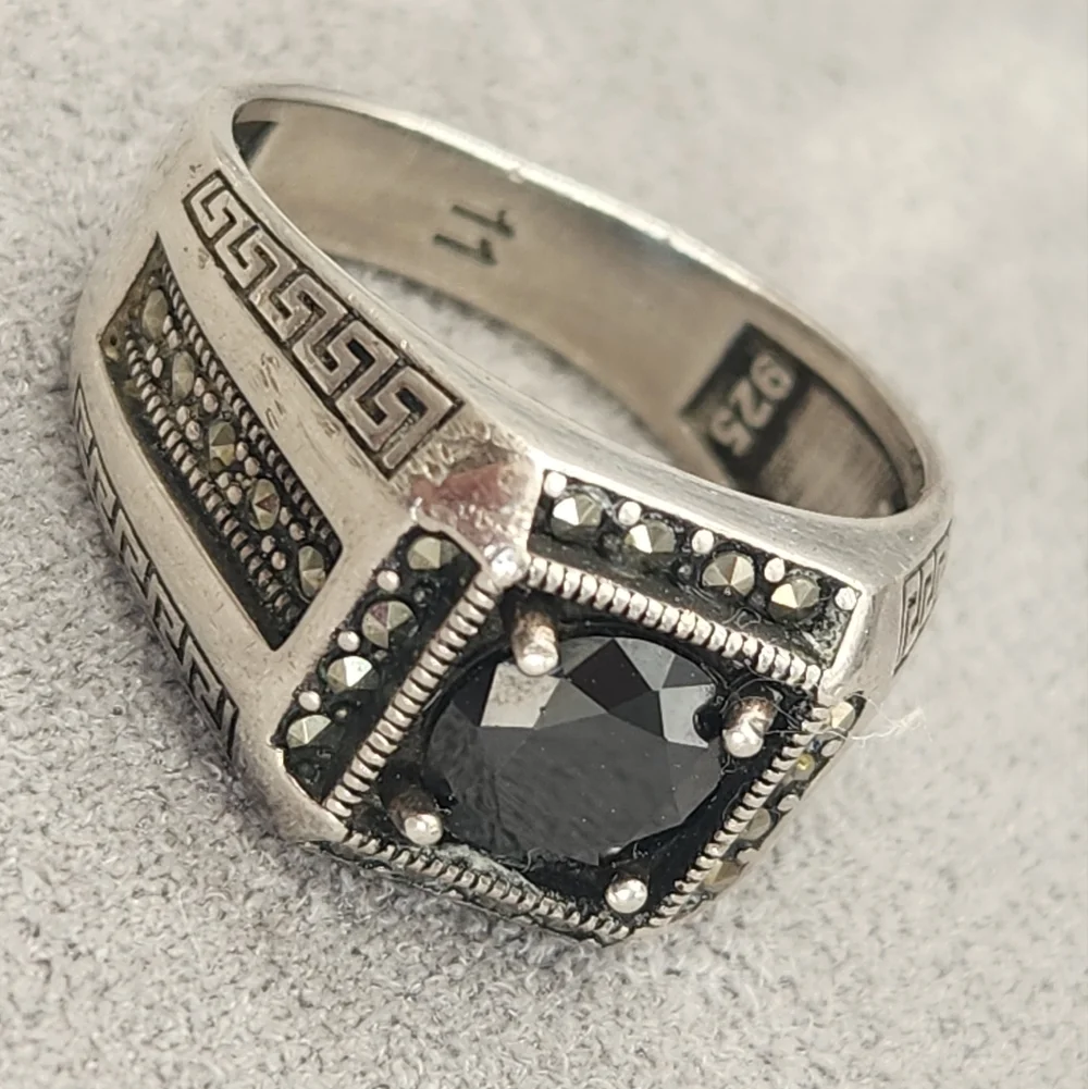Signet Ring Men's 9.75 Silver 925 Black Onyx Marcasite Marquise Cut Bold Gothic